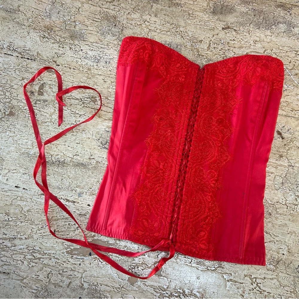 Mariana Red Lace Bustier